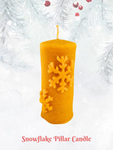 Load image into Gallery viewer, Snowflake Pillar Candle