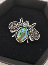 Load image into Gallery viewer, Bee Brooch - Honey Emerald