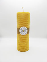 Load image into Gallery viewer, Primrose 100% Beeswax Candle
