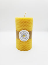 Load image into Gallery viewer, Honeysuckle 100% Beeswax Candle
