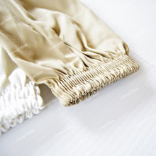 Load image into Gallery viewer, Hand Gauntlets