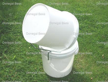 Load image into Gallery viewer, Bucket Pouring Aid