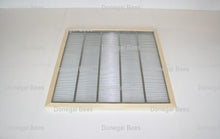 Load image into Gallery viewer, Framed 18" Wired Queen Excluder Round Bar