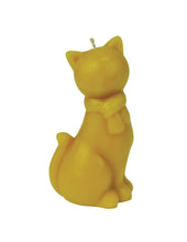 Load image into Gallery viewer, Cat with Scarf Candle Mould
