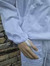 Load image into Gallery viewer, Donegal Bees Standard Beekeeping Jacket
