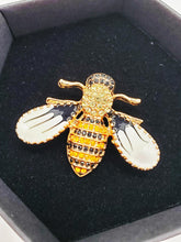 Load image into Gallery viewer, Bee Brooch - Rose In The Morning
