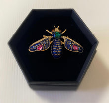 Load image into Gallery viewer, Bee Brooch - Queen Of The Meadow
